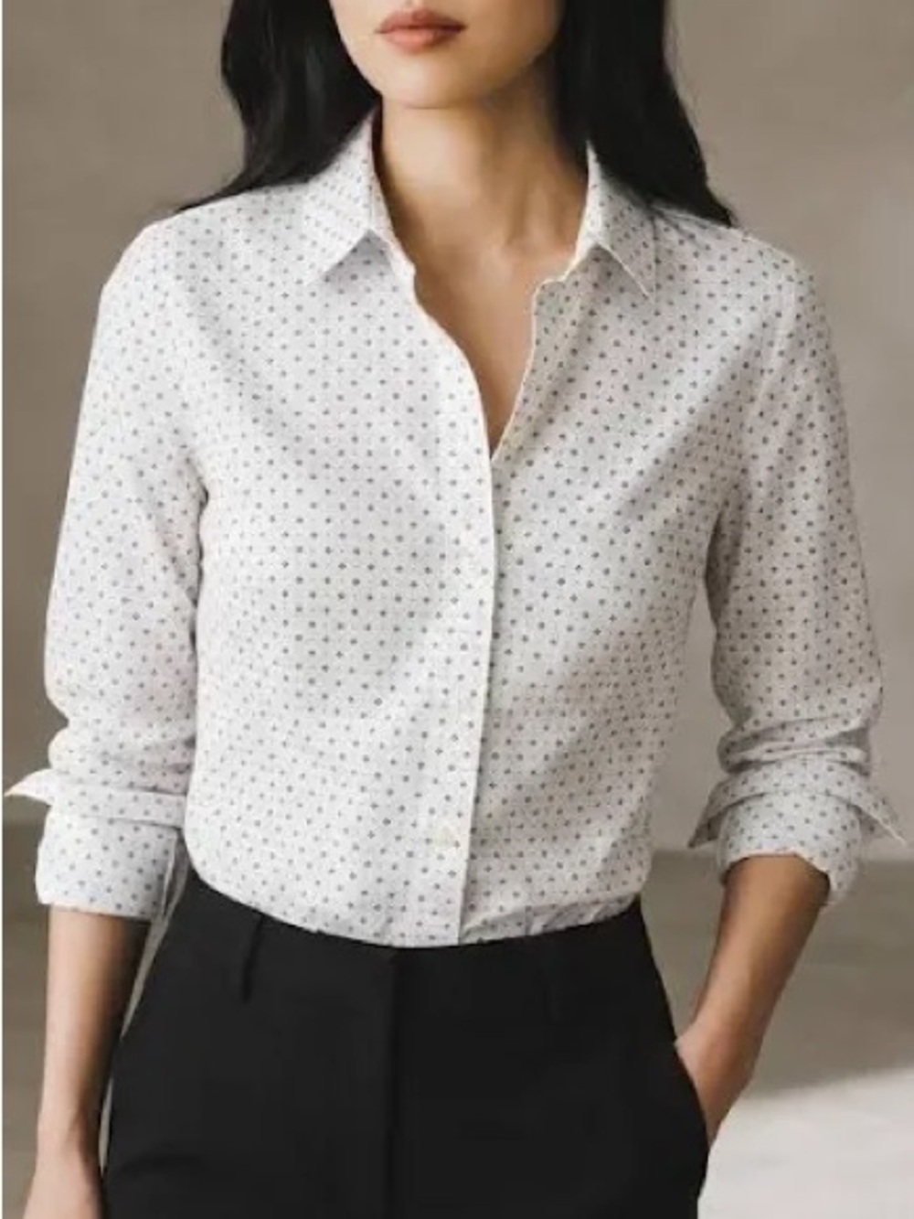 Banana Republic Tailored Fit Polka Dot Shirt (size 2) NEVER WORN / NEW